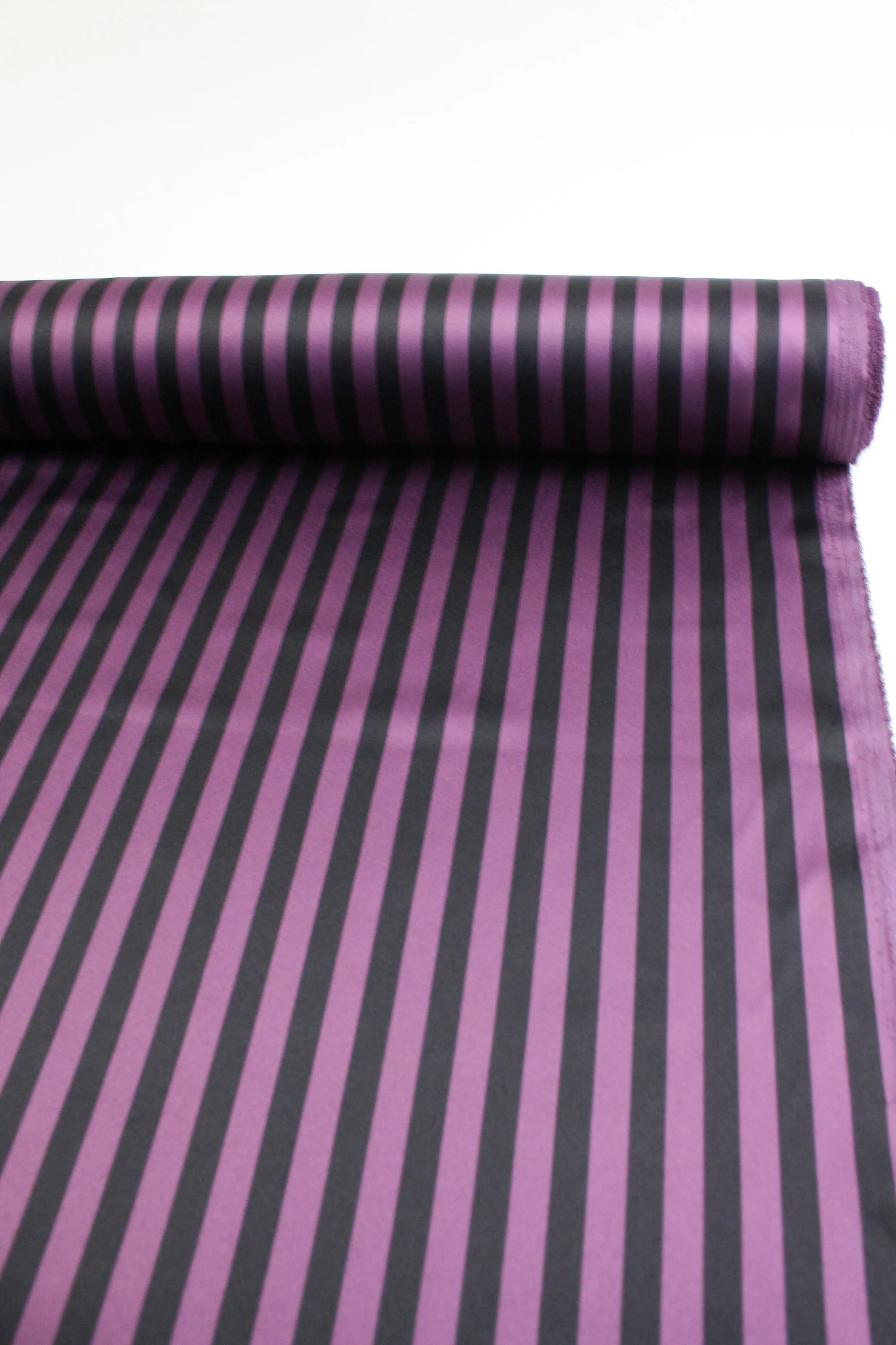 Maggie - Printed Crepe de Chine | Mulled Wine
