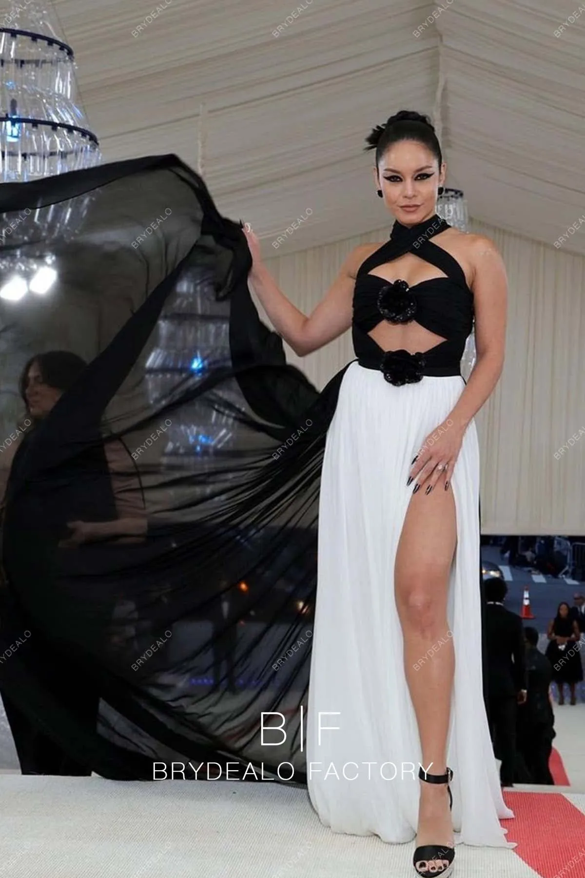 Vanessa Hudgens 2023 Met Gala Two-tone Slit Chiffon Dress